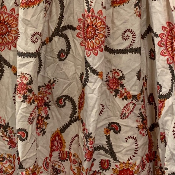 Patterned Dress - Picture 2 of 3